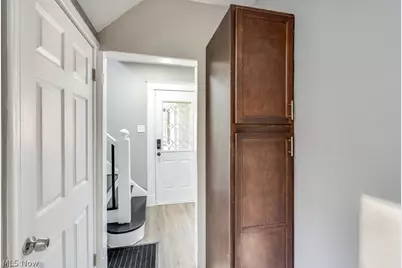 561 Melrose Street, Akron, OH 44305 - Photo 18