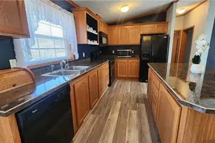 345 Sea Gull Ln, New Philadelphia, OH 44663 - Photo 10