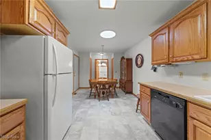 1450 Cove St NW, Uniontown, OH 44685 - Photo 18