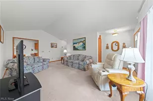 1450 Cove St NW, Uniontown, OH 44685 - Photo 6