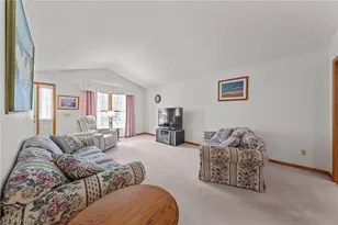 1450 Cove St NW, Uniontown, OH 44685 - Photo 8