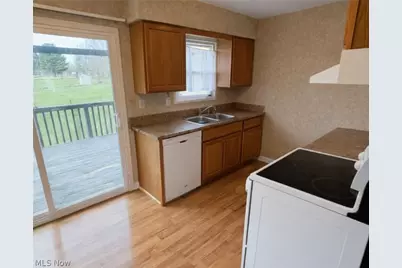 4706-4710 Maple Spur Drive, Stow, OH 44224 - Photo 2