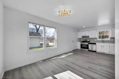 10870 Mount Overlook Avenue, Loveland, OH 44104 - Photo 12