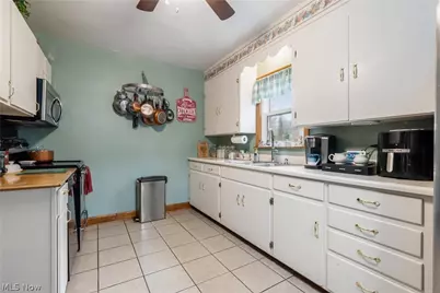 1852 Euclid Avenue, Zanesville, OH 43701 - Photo 8