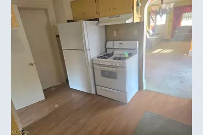 646 Columbia Avenue, Akron, OH 44310 - Photo 10