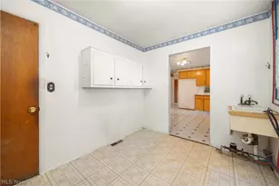 4608 Gary Ave, Lorain, OH 44055 - Photo 14