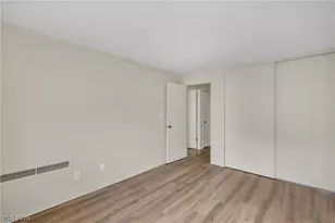 12900 Lake Ave, Oakwood, OH 44107 - Photo 16