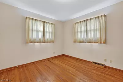 6010 Virginia Avenue, Parma, OH 44130 - Photo 18