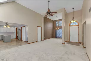 1023 Gulf Rd, Elyria, OH 44035 - Photo 6