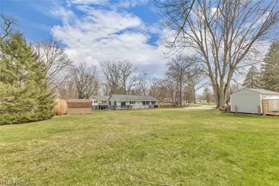 1023 Gulf Road, Elyria, OH 44035 - Photo 32