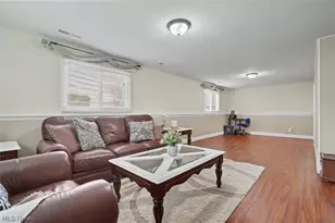 6360 Ramblewood Dr, Mentor, OH 44060 - Photo 32