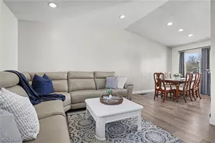 6360 Ramblewood Dr, Mentor, OH 44060 - Photo 14