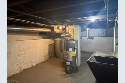 621 Creedmore Avenue, Barberton, OH 44203 - Photo 12