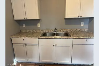 621 Creedmore Avenue, Barberton, OH 44203 - Photo 4