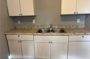 621 Creedmore Ave, Barberton, OH 44203 - Photo 4