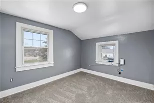 6635 Lake Ave, Elyria, OH 44035 - Photo 16