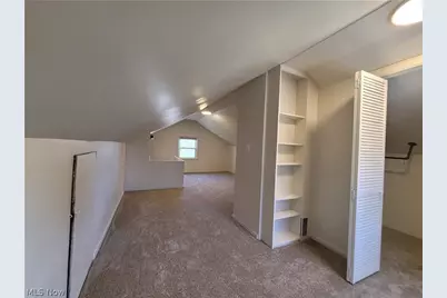 923 Russell Avenue, Akron, OH 44307 - Photo 18