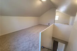 923 Russell Ave, Akron, OH 44307 - Photo 16