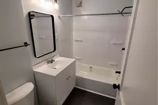 923 Russell Ave, Akron, OH 44307 - Photo 8