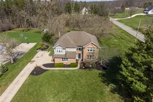 3201 Hardwood Hollow Rd, Medina, OH 44256 - Photo 2