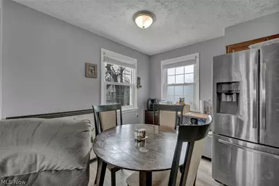 394 N Hawkins Avenue, Akron, OH 44313 - Photo 10