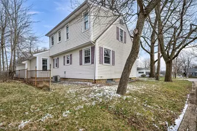 394 N Hawkins Avenue, Akron, OH 44313 - Photo 4