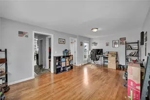 394 N Hawkins Ave, Akron, OH 44313 - Photo 14