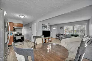 394 N Hawkins Ave, Akron, OH 44313 - Photo 8