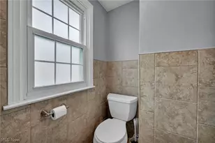 394 N Hawkins Ave, Akron, OH 44313 - Photo 32