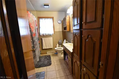 189 Center Street, Struthers, OH 44471 - Photo 16