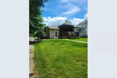 189 Center Street, Struthers, OH 44471 - Photo 6