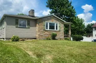 189 Center St, Struthers, OH 44471 - Photo 4