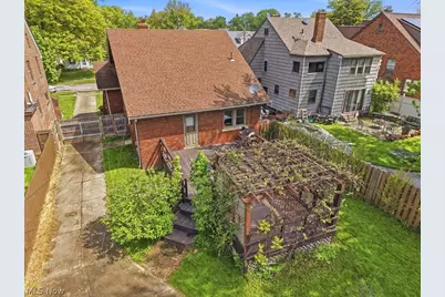17513 Laverne Avenue, Loveland, OH 44135 - Photo 30