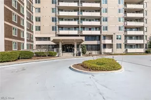 12900 Lake Ave, Oakwood, OH 44107 - Photo 22