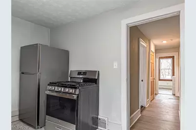 1268 Pondview Avenue #B, Akron, OH 44305 - Photo 4