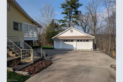 5721 Skyline Drive, Cambridge, OH 43725 - Photo 4