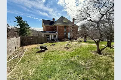 305 Gardendale Street, East Liverpool, OH 43920 - Photo 2