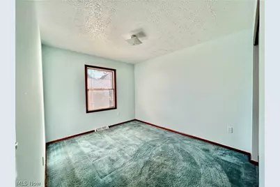 2205 Kimball Court, Akron, OH 44314 - Photo 10