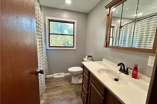 2205 Kimball Ct, Akron, OH 44314 - Photo 4