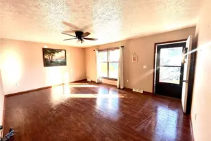 2205 Kimball Ct, Akron, OH 44314 - Photo 2