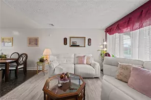 2317 40th St NE, Canton, OH 44705 - Photo 8