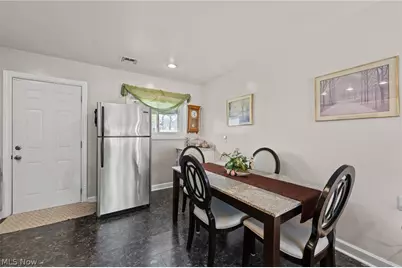 2317 40th Street NE, Canton, OH 44705 - Photo 10