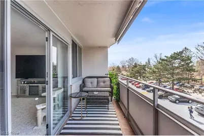 12900 Lake Avenue #320, Oakwood, OH 44107 - Photo 16