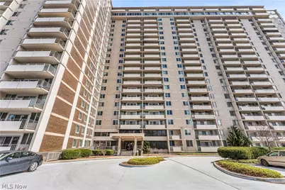 12900 Lake Avenue #320, Oakwood, OH 44107 - Photo 1