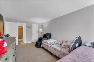 12900 Lake Ave, Oakwood, OH 44107 - Photo 20