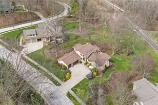 1105 Riverwoods Dr, Akron, OH 44313 - Photo 40