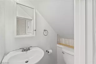 104 W Carolina Ave, Sebring, OH 44672 - Photo 24