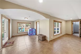 6625 Olde Stone Cir NE, Canton, OH 44721 - Photo 44