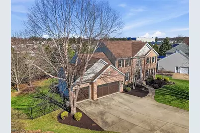 6625 Olde Stone Circle NE, Canton, OH 44721 - Photo 2