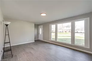 3423 W Bailey Rd, Cuyahoga Falls, OH 44221 - Photo 12